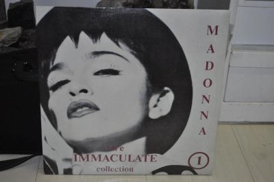 Лот: 8796844. Фото: 1. винил Madonna-Immaculate 2 пластинки. Аудиозаписи