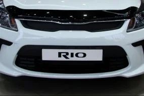 Лот: 12730725. Фото: 1. Дефлектор капота для Kia Rio... Детали тюнинга