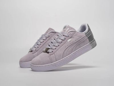 Лот: 21513813. Фото: 1. Кроссовки Puma Suede Classic. Кеды, кроссовки, слипоны