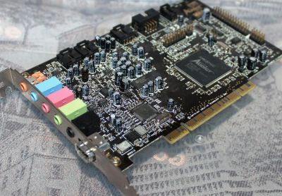 Лот: 3815742. Фото: 1. CReATIVE AUDiGY Sound Blaster... Звуковые карты