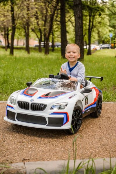 Лот: 24066323. Фото: 1. Детский электромобиль BMW M6 GT3... Детские электромобили