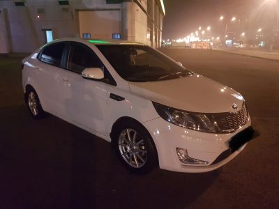 Лот: 15238948. Фото: 1. Kia Rio. Двигатель и элементы двигателя