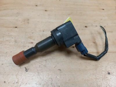 Лот: 18833432. Фото: 1. Катушка зажигания Honda Airwave... Электрооборудование
