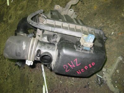 Лот: 20895135. Фото: 1. Корпус воздушного фильтра Toyota... Расходные материалы