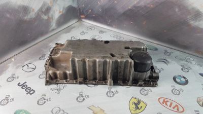Лот: 23583214. Фото: 1. Поддон Volvo S60 B5244S 30777698. Двигатель и элементы двигателя