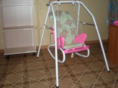 Лот: 8928355. Фото: 1. качеля,столик для кормления,шезлонг... Ходунки, прыгунки, качели