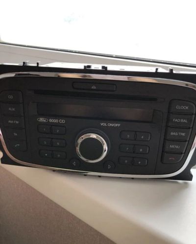 Лот: 17090243. Фото: 1. Магнитола Ford Focus. Автомагнитолы