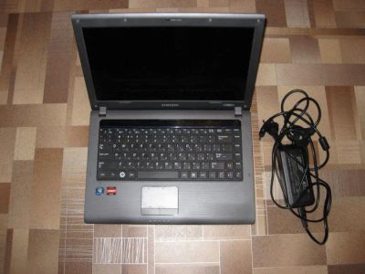 Лот: 3508069. Фото: 1. Неисправный ноутбук Samsung R425. Ноутбуки