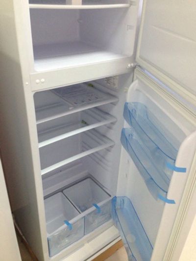 Лот: 7957102. Фото: 1. Новый холодильник Бирюса 135. Холодильники, морозильные камеры