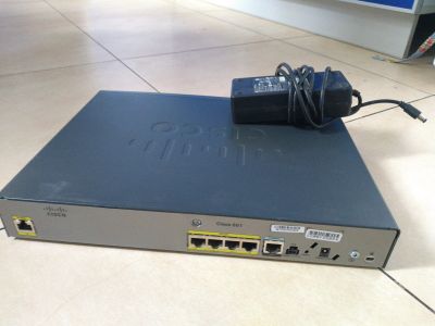 Лот: 15105422. Фото: 1. Маршрутизатор Cisco 881. Маршрутизаторы (роутеры)