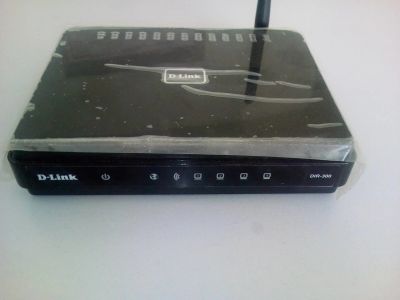 Лот: 9323324. Фото: 1. Роутер wifi d-link dir 300 состояние... Маршрутизаторы (роутеры)