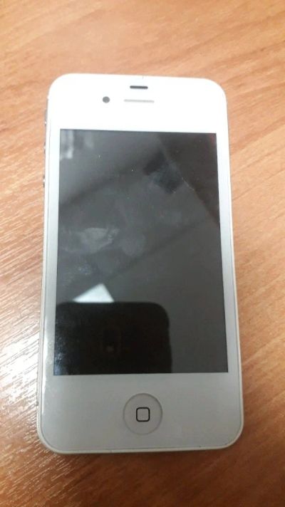 Лот: 13903462. Фото: 1. Смартфон Apple iPhone 4 8Gb (т5932... Смартфоны