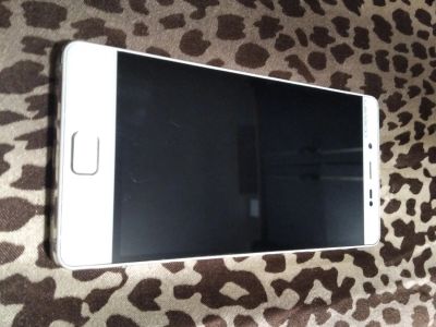 Лот: 17288756. Фото: 1. Leagoo. Смартфоны