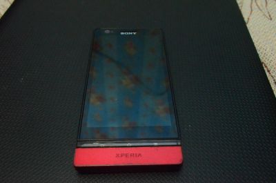 Лот: 4715427. Фото: 1. Смартфон Sony Xperia P. Смартфоны