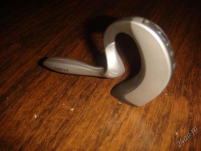 Лот: 949394. Фото: 1. Bluetooth-гарнитура Nokia HS-4W. Красноярск