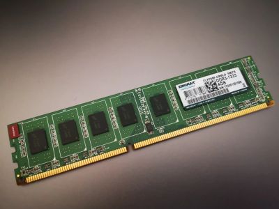 Лот: 16357019. Фото: 1. Оперативная память 4 GB DDR3 1333... Оперативная память