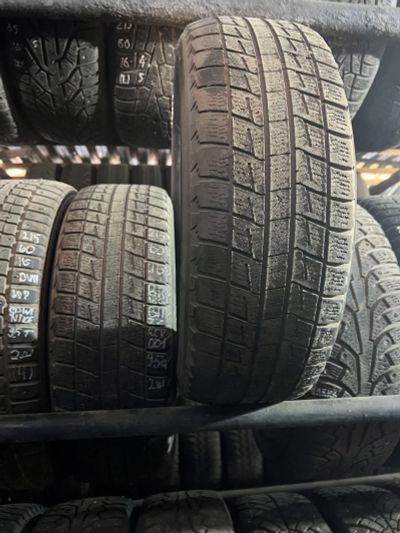 Лот: 25002639. Фото: 1. (2шт)215-60-16 Bridgestone Revo... Шины