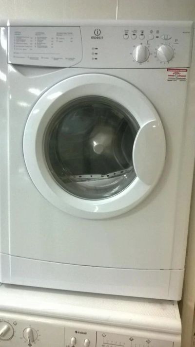 Лот: 6866448. Фото: 1. Indesit wiun102 (магазин б/у техники... Стиральные машины