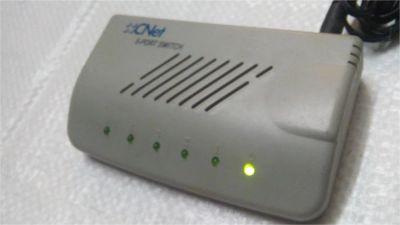 Лот: 11069378. Фото: 1. CNet CSH-500W, 5-port Web Smart... Другое (периферия)