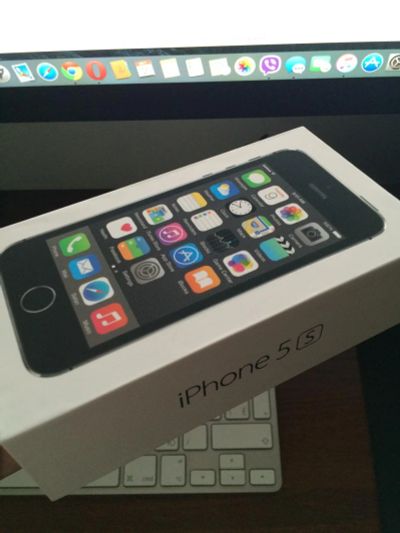 Лот: 6198081. Фото: 1. iPhone 5s 16Gb Space Gray, обмена... Смартфоны