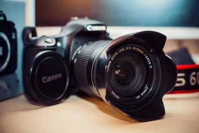 Лот: 3376714. Фото: 1. Фотоаппарат Canon 60D + объектив... Цифровые зеркальные