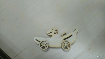 Лот: 13746010. Фото: 1. Игрушка обезьянка на бананомобиле. Развивающие