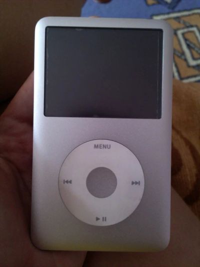 Лот: 3143095. Фото: 1. Ipod classic 160 gb. Плееры