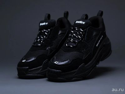 Лот: 16009701. Фото: 1. Кроссовки Balenciaga Triple S... Кеды, кроссовки, слипоны