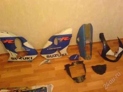 Лот: 675540. Фото: 1. Аварийный пластик от Suzuki TL1000R. Запчасти