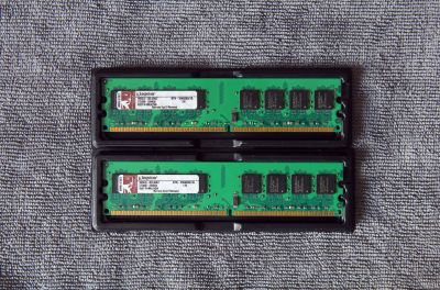 Лот: 17236918. Фото: 1. ОЗУ Kingston DDR2 KTH-XW4300/1G... Оперативная память