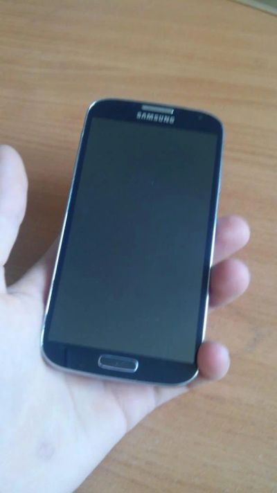 Лот: 7788552. Фото: 1. Samsung Galaxy S4. Смартфоны