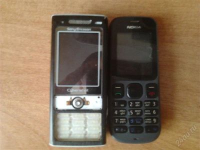 Лот: 2475098. Фото: 1. sony k790 и nokia 110. Кнопочные мобильные телефоны