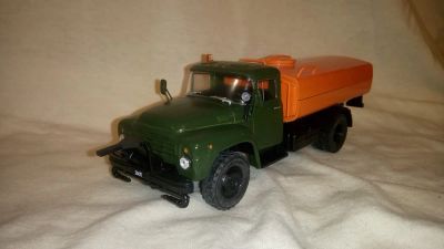 Лот: 8742802. Фото: 1. ЗИЛ-130 поливомоечная машина... Автомоделизм