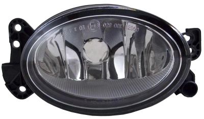 Лот: 3711431. Фото: 1. Туманка правая mercedes w211... Оптика и освещение