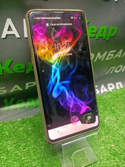 Лот: 21792489. Фото: 1. Samsung Galaxy S10 (w). Смартфоны