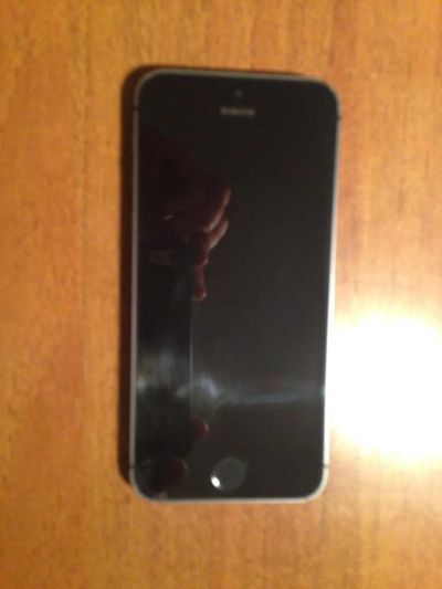 Лот: 4628598. Фото: 1. IPhone 5s 16g space grey. Смартфоны