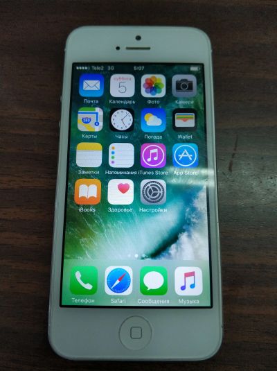 Лот: 11682448. Фото: 1. iPhone 5 / 16G б/у. Смартфоны