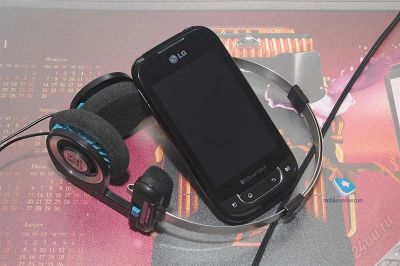 Лот: 2381710. Фото: 1. Двухсимочный смартфон LG Optimus... Смартфоны