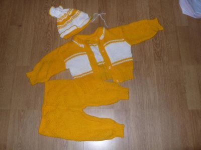 Лот: 3182714. Фото: 1. костюм желтый. Костюмы, пиджаки, комбинезоны