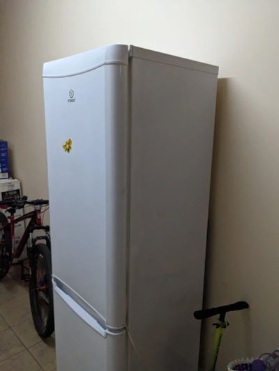 Лот: 20543306. Фото: 1. Холодильник Indesit B18NF.025... Холодильники, морозильные камеры