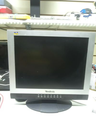 Лот: 14182129. Фото: 1. Монитор ViewSonic VX500. ЖК-мониторы