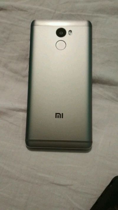 Лот: 10885504. Фото: 1. Xiaomi Redmi 4 2/16 В идеале... Смартфоны
