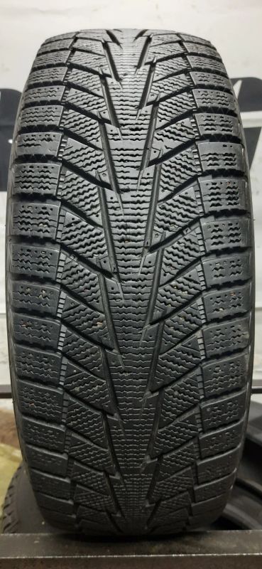 Лот: 19825273. Фото: 1. 195/60R15 92T Hankook Winter I... Шины
