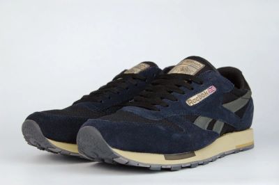 Лот: 16908421. Фото: 1. Кроссовки Reebok Classic Utility... Кеды, кроссовки, слипоны