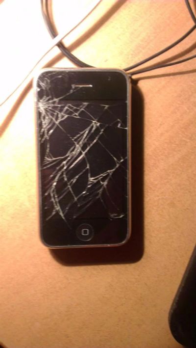 Лот: 3396269. Фото: 1. iphone 3gs. Смартфоны