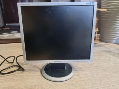 Лот: 18055662. Фото: 1. Samsung SyncMaster 740n с рубля... ЖК-мониторы
