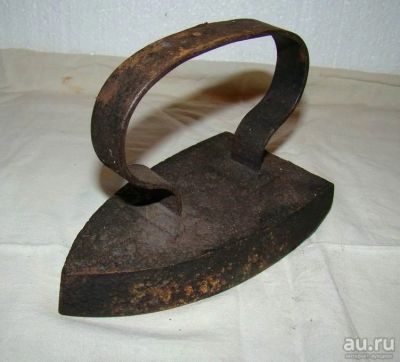 Лот: 11192646. Фото: 1. Утюг старинный (C457). Предметы интерьера и быта