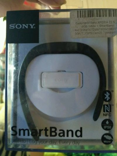 Лот: 12149486. Фото: 1. Sony smartband swr10. Смарт-часы, фитнес-браслеты, аксессуары