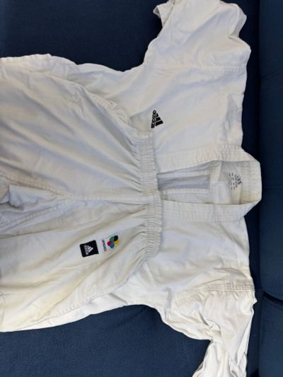 Лот: 24880306. Фото: 1. Кимоно для каратэ Adidas Cilmacool... Одежда для боевых искусств