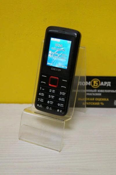 Лот: 10089970. Фото: 1. Продам телефон DEXP Larus E9... Кнопочные мобильные телефоны